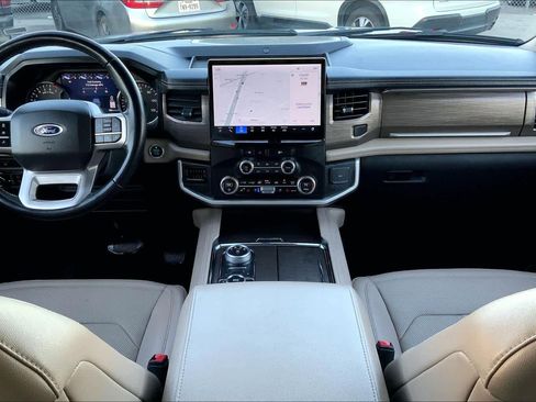 Used 2024 Ford Expedition Max Limited image 15