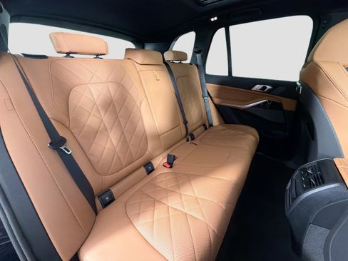 New 2026 BMW X5 xDrive40i w/ M Sport Package image 27