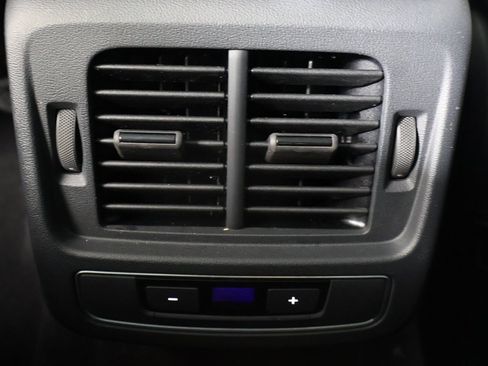 Used 2023 Audi e-tron GT Premium Plus image 53