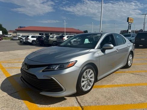 Used 2023 Toyota Camry LE FWD image 2