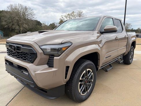 New 2026 Toyota Tacoma TRD Sport image 3