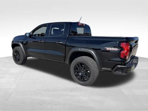 Used 2024 Chevrolet Colorado Trail Boss AWD/4WD image 3