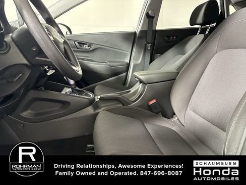Used 2023 Hyundai Kona SEL AWD/4WD image 4