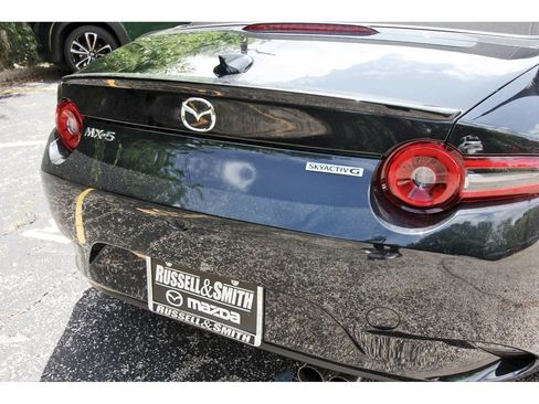New 2026 MAZDA MX-5 Miata Club w/ Interior Package RWD image 5