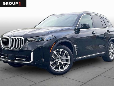 New 2026 BMW X5 xDrive50e w/ Premium Package AWD/4WD image 1