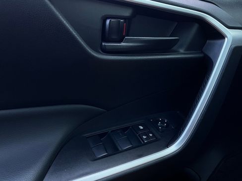 Used 2025 Toyota RAV4 LE image 18