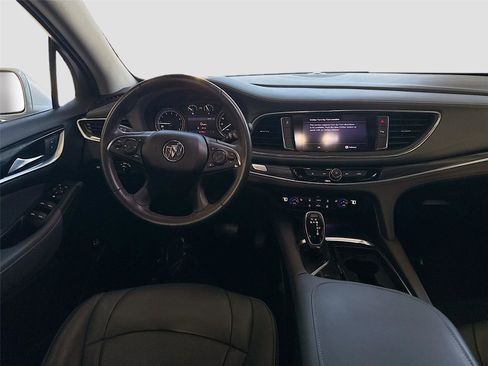 Used 2020 Buick Enclave Essence FWD image 22