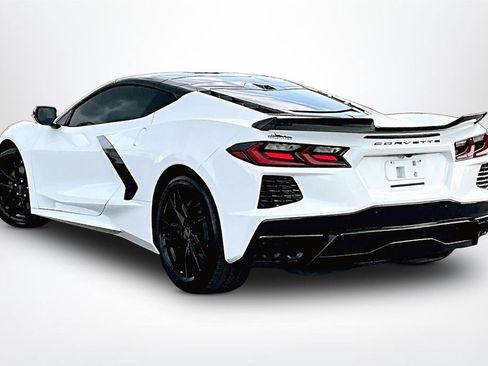 Used 2025 Chevrolet Corvette Stingray Premium Cpe w/ Z51 Performance Package RWD image 5