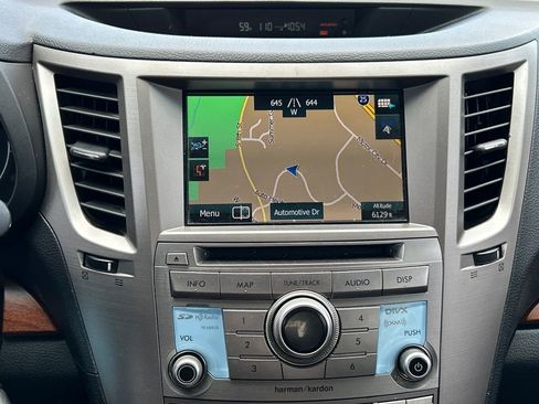 Used 2013 Subaru Outback 2.5i Limited image 12