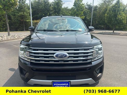 Used 2019 Ford Expedition XLT w/ Equipment Group 202A AWD/4WD image 2