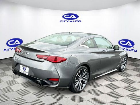 Used 2017 INFINITI Q60 3.0t w/ Premium Plus Package 3.0T RWD image 3