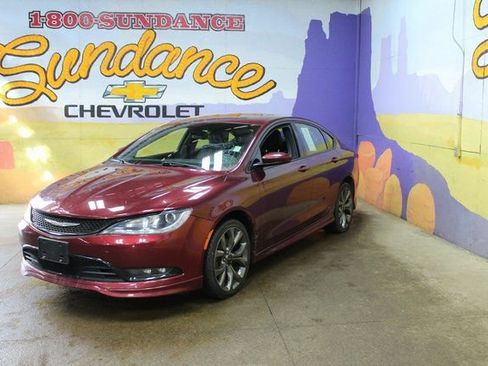 Used 2016 Chrysler 200 S w/ Sun & Sound Group image 2