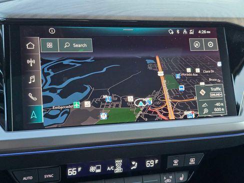 Used 2025 Audi Q4 e-tron Premium Plus w/ Premium Plus image 29