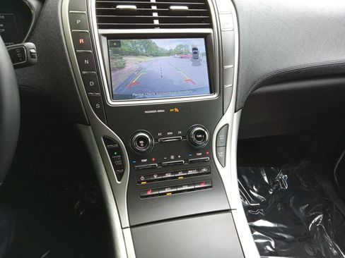 Used 2020 Lincoln Nautilus Premier w/ Equipment Group 101A AWD/4WD image 15