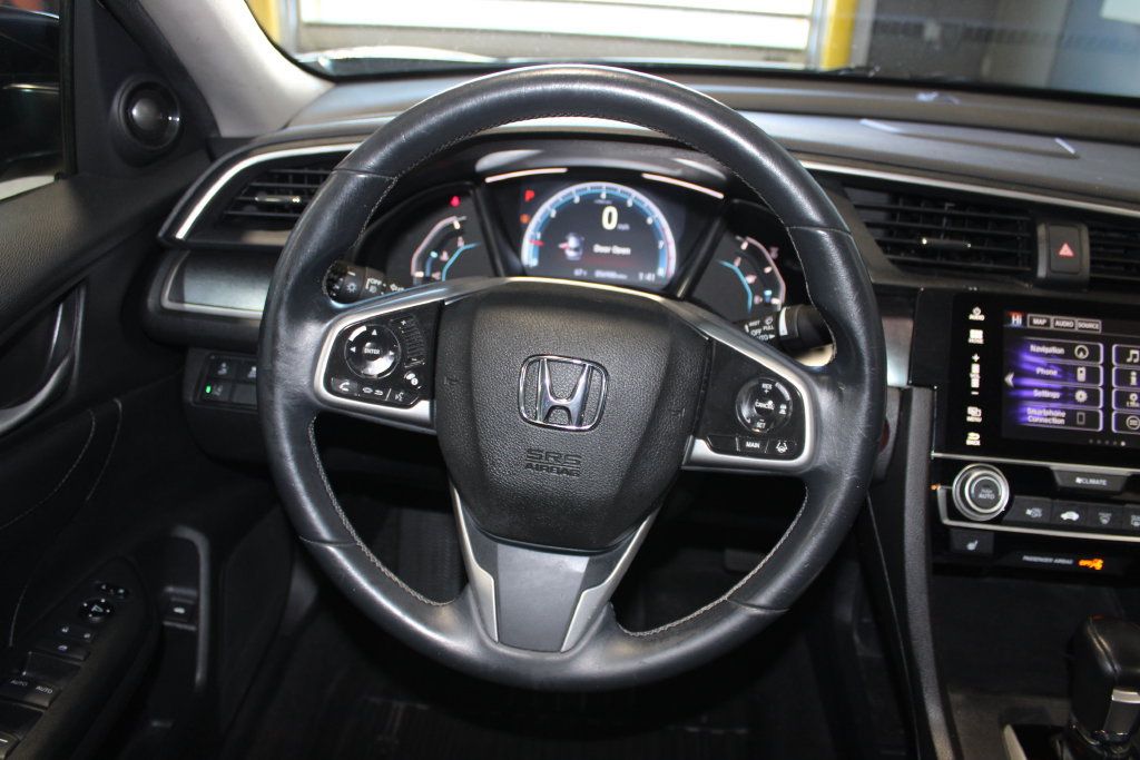 Used 2017 Honda Civic Touring image 11