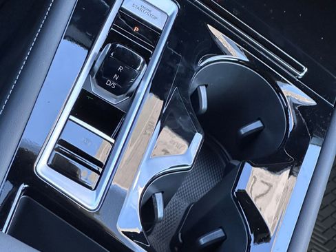 New 2026 Volkswagen Atlas Cross Sport SE image 15