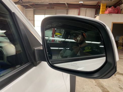 New 2025 Toyota Tacoma TRD Off-Road image 35