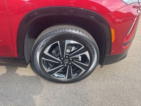 New 2026 Buick Enclave Sport Touring w/ Super Cruise Package image 9