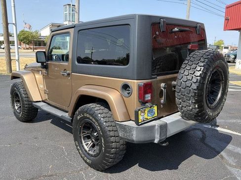 Used 2015 Jeep Wrangler Sahara w/ Dual Top Group AWD/4WD image 7