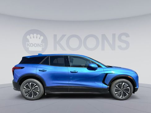 New 2025 Chevrolet Blazer EV LT image 8