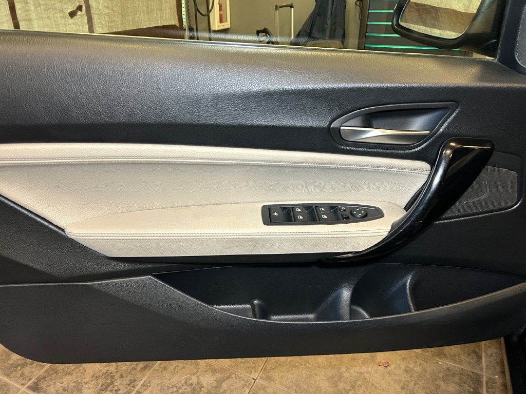 Used 2017 BMW 230i xDrive Convertible AWD/4WD image 21