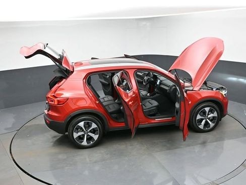 Used 2023 Volvo XC40 B4 Plus w/ Driver Assist Package FWD image 48