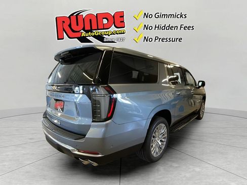 New 2026 Chevrolet Suburban High Country w/ Sun And Tow Package image 5