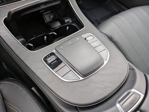 Used 2022 Mercedes-Benz E 350 Sedan image 16