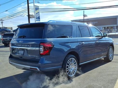 Certified 2022 Ford Expedition Max Platinum image 6