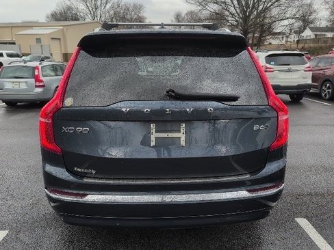Used 2023 Volvo XC90 B6 Plus w/ Protection Package Premier image 8