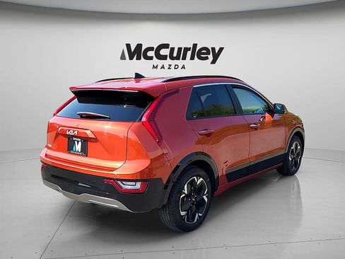Used 2023 Kia Niro Wave w/ Wave Preserve Package FWD image 8