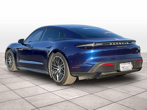 Used 2020 Porsche Taycan Turbo image 11