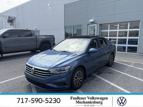 Used 2019 Volkswagen Jetta SE w/ Cold Weather Package image 1