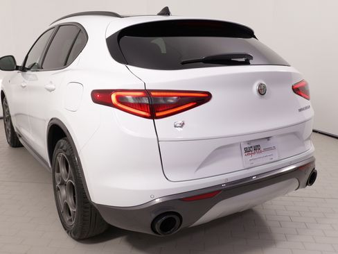 Used 2023 Alfa Romeo Stelvio Ti image 14