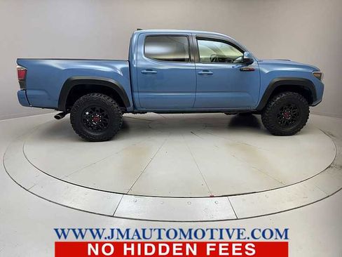 Used 2018 Toyota Tacoma TRD Pro image 6