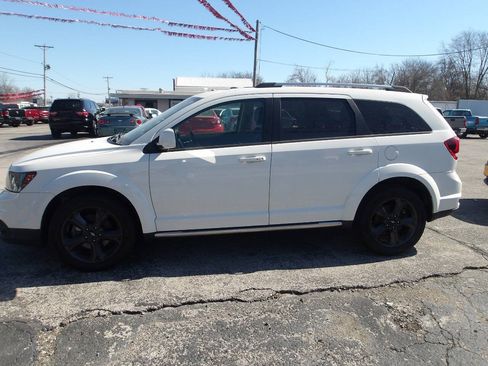 Used 2020 Dodge Journey Crossroad FWD image 4
