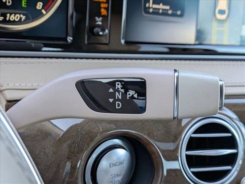 Used 2017 Mercedes-Benz S 550 Sedan image 11