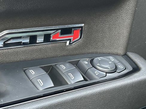 Used 2024 GMC Sierra 1500 AT4 w/ Technology Package AWD/4WD image 21
