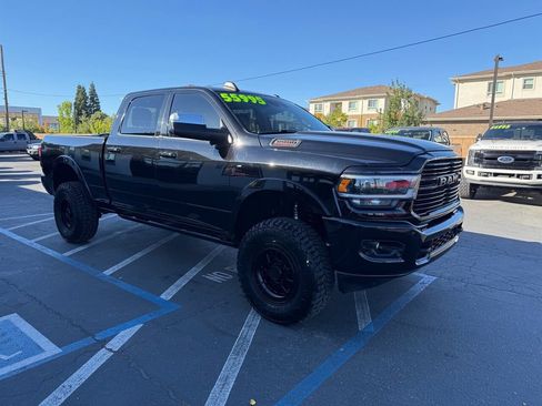 Used 2020 RAM 2500 Laramie AWD/4WD image 3