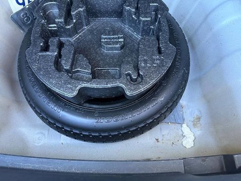 Used 2020 Hyundai Elantra SEL image 12