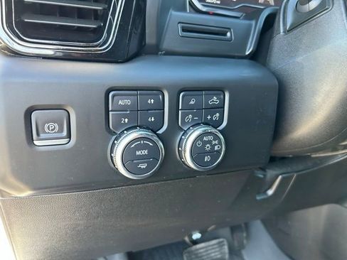 Used 2024 GMC Sierra 3500 AT4 w/ AT4 Preferred Package image 28