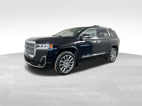 Used 2023 GMC Acadia Denali w/ Denali Ultimate Package image 2