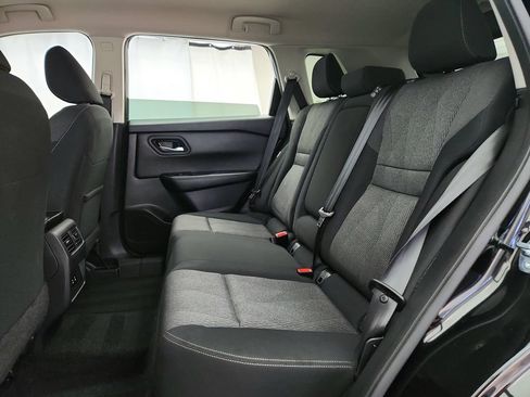 Used 2025 Nissan Rogue SV FWD image 23