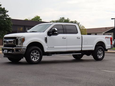 Used 2019 Ford F350 XLT w/ XLT Premium Package AWD/4WD image 11