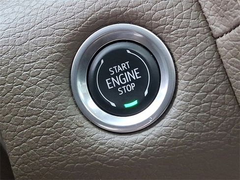 Used 2023 GMC Yukon Denali image 24