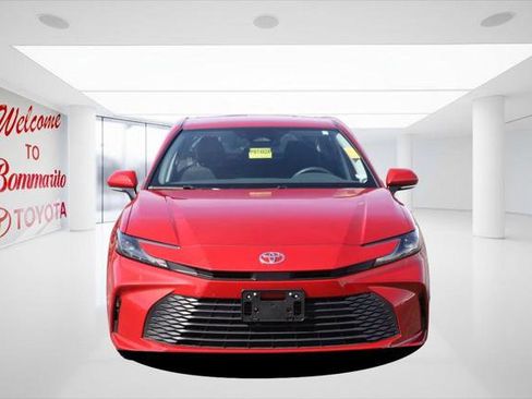 Certified 2025 Toyota Camry LE FWD image 4