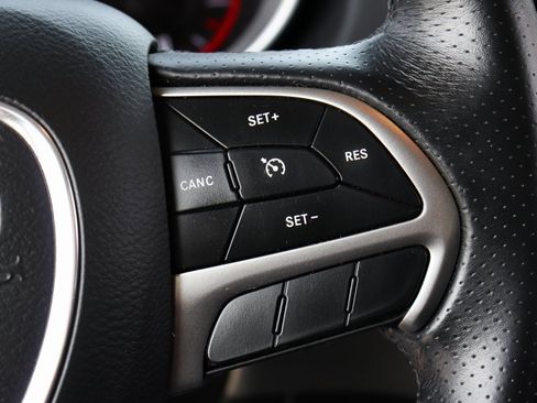 Used 2019 Dodge Durango SXT image 22