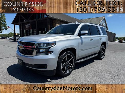 Used 2017 Chevrolet Tahoe LT RWD image 1