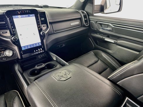 Used 2023 RAM 1500 Laramie AWD/4WD image 25