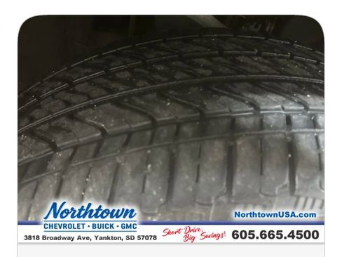 Used 2023 GMC Yukon SLT w/ SLT Premium Package AWD/4WD image 29